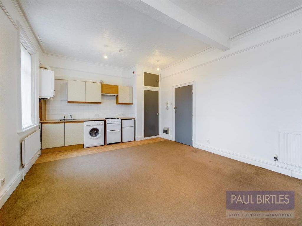 Property photo 1 of 4