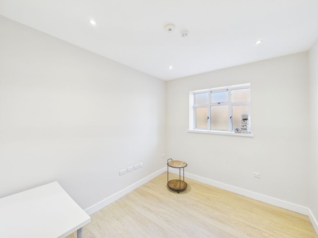 Property photo 3 of 13 Photo 3