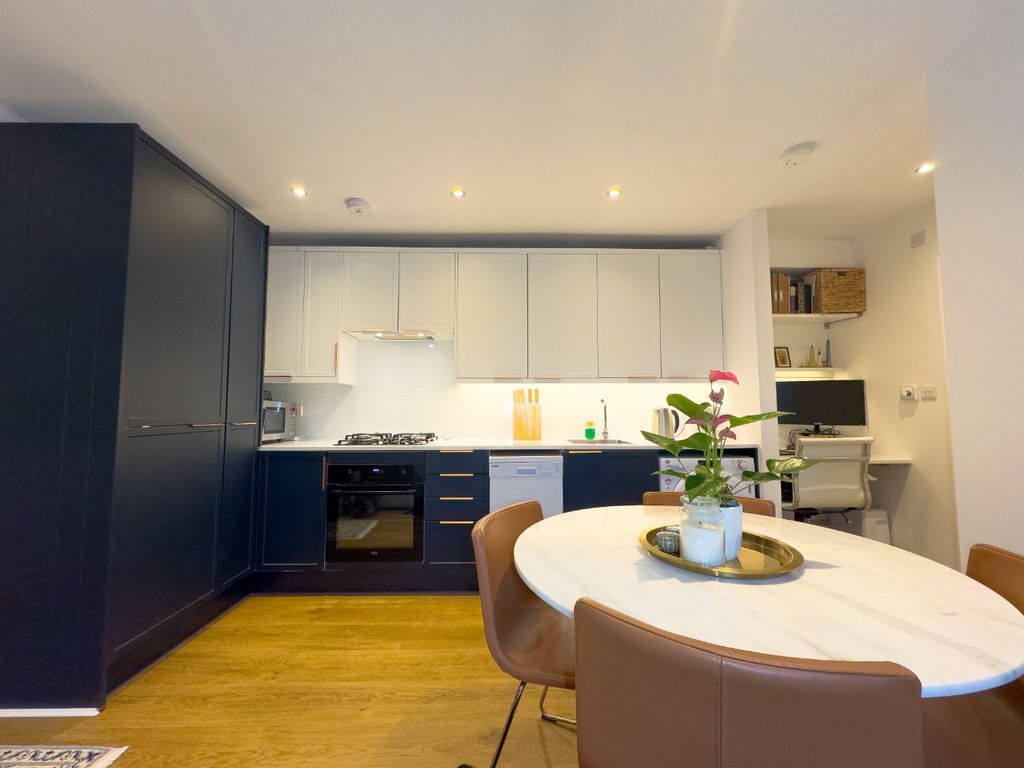 Property photo 3 of 14 3293717