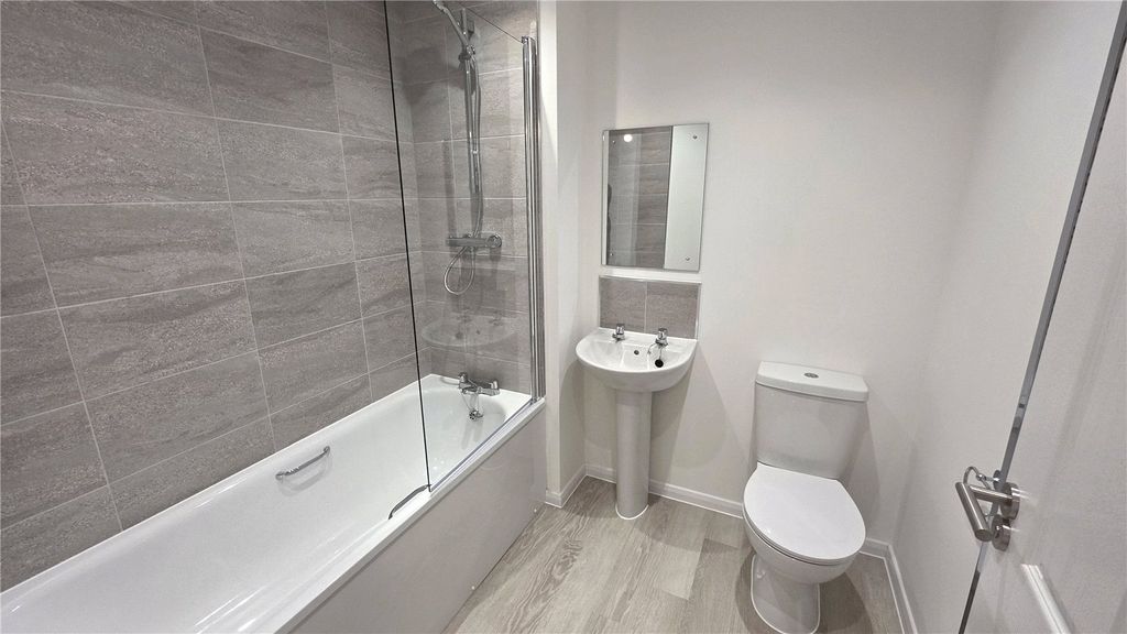 Property photo 2 of 13 Picture No. 06