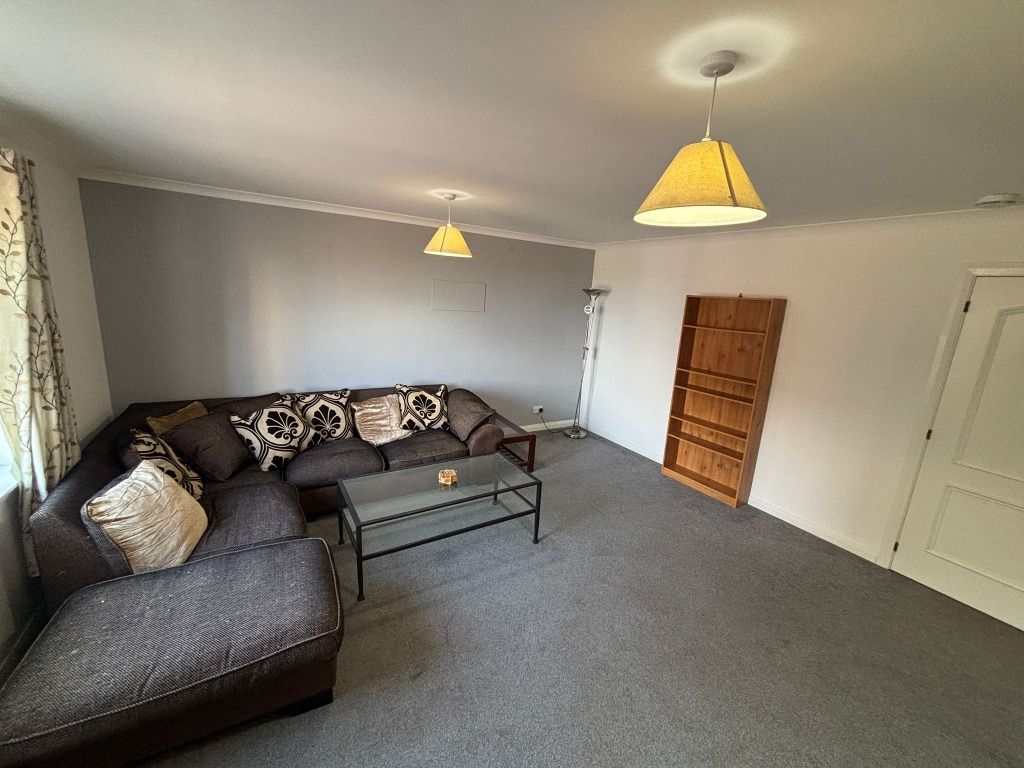 Property photo 2 of 10 Photo 2