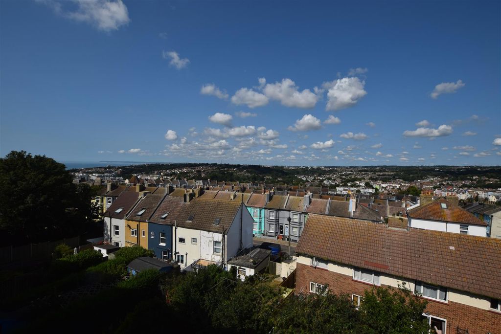 Property photo 2 of 12 Dsc_0098.Jpg