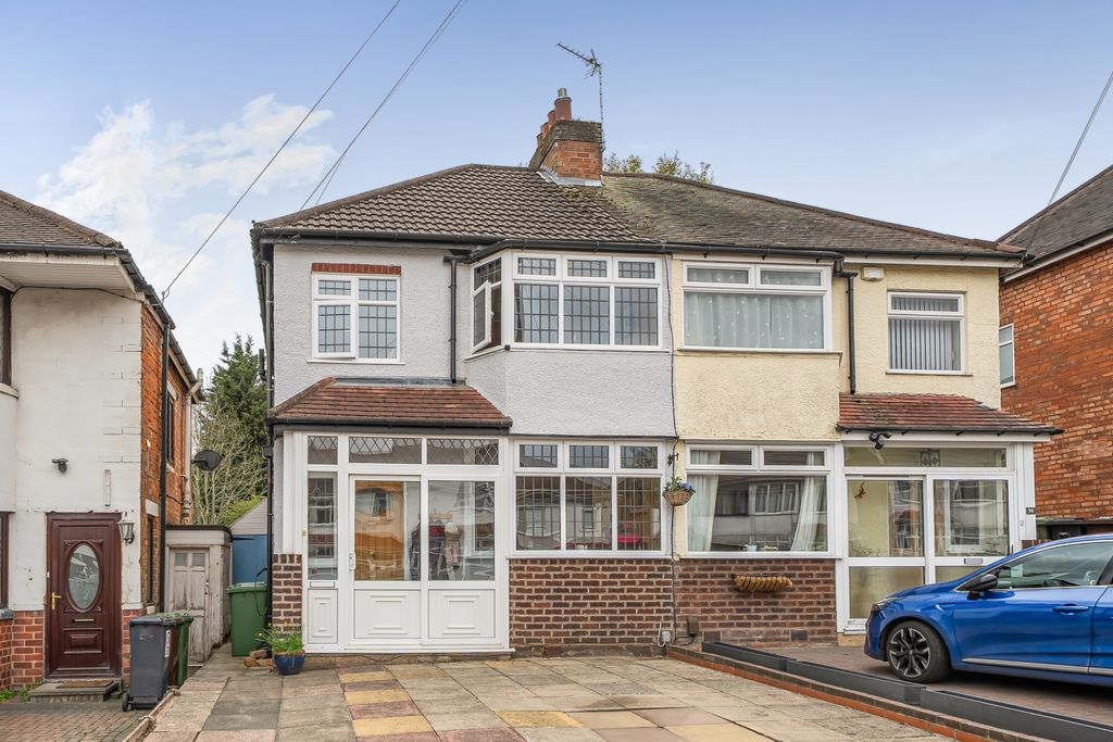 Property photo 1 of 18 Front