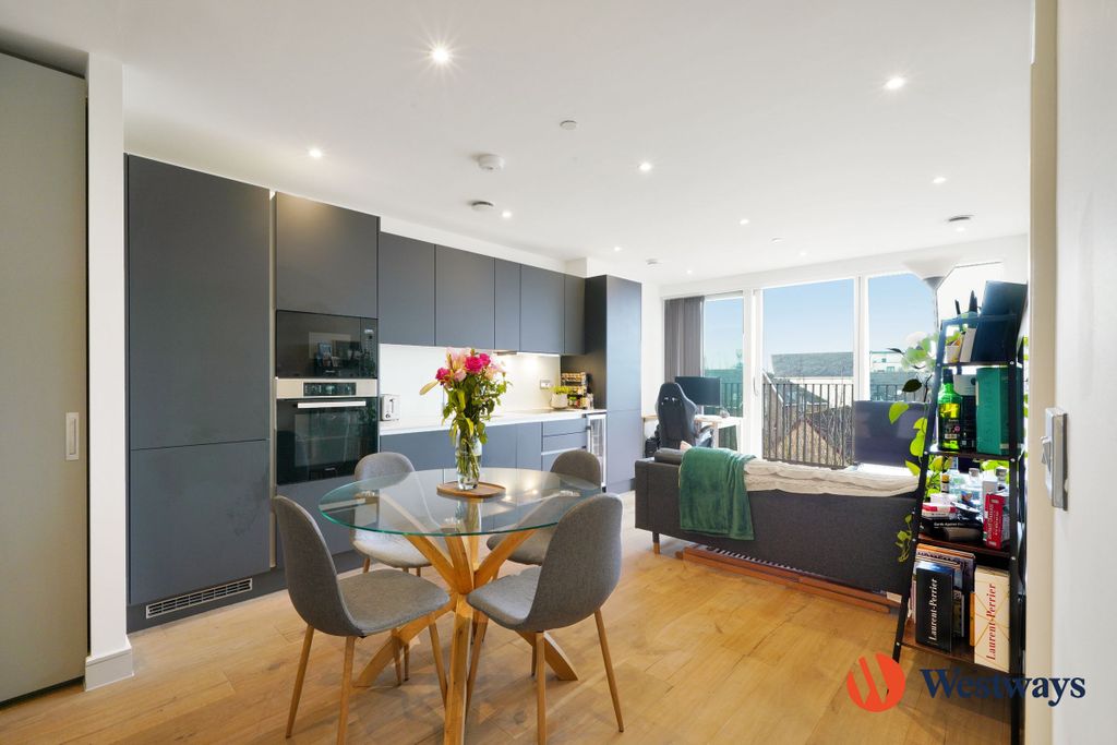 Property photo 1 of 7 Open Plan Kitchen / Living Room