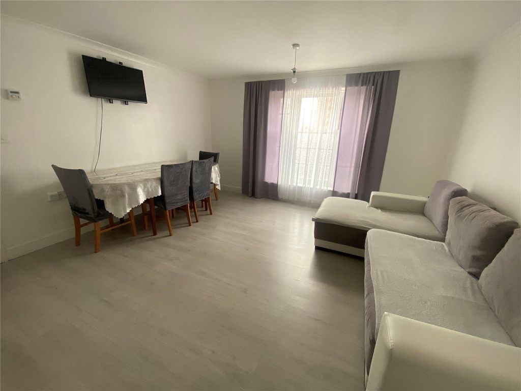 Property photo 2 of 9 Picture No. 04