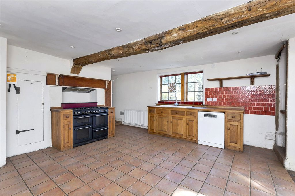 Property photo 3 of 15 Picture No. 05