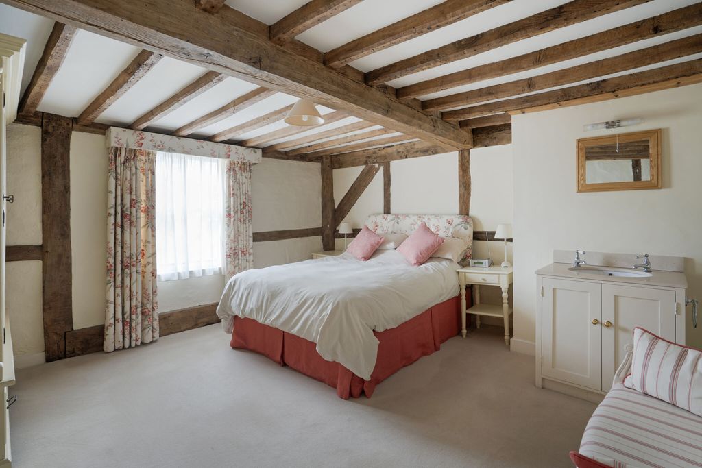 Additional image 12 of 6 bed detached house for sale117 High Street, Lindfield RH16