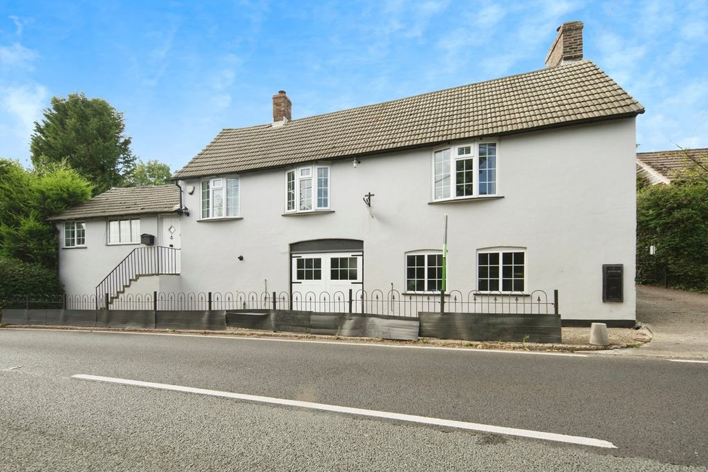 Property photo 1 of 25