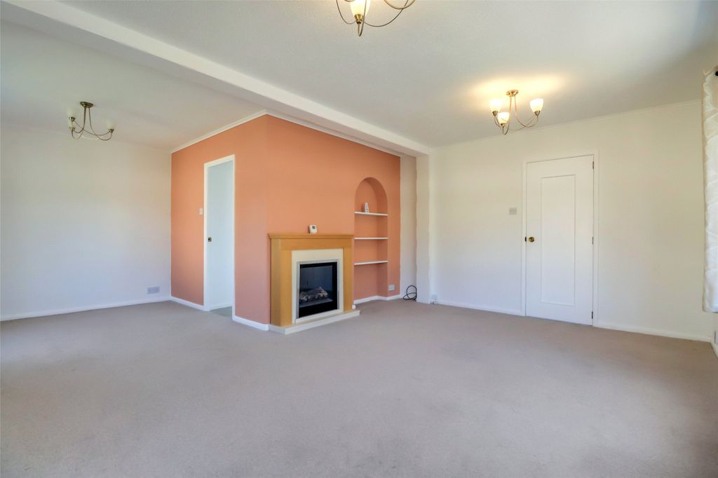Property photo 3 of 11 Picture No. 20