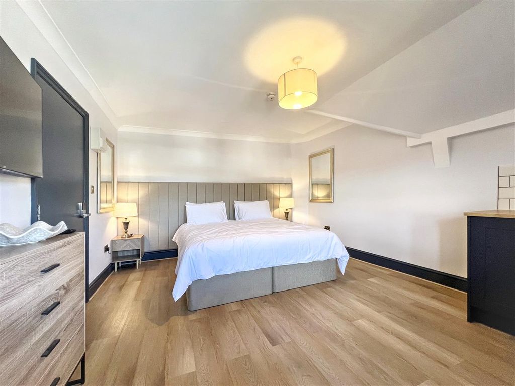 Property photo 1 of 8 Img_9950.Jpg