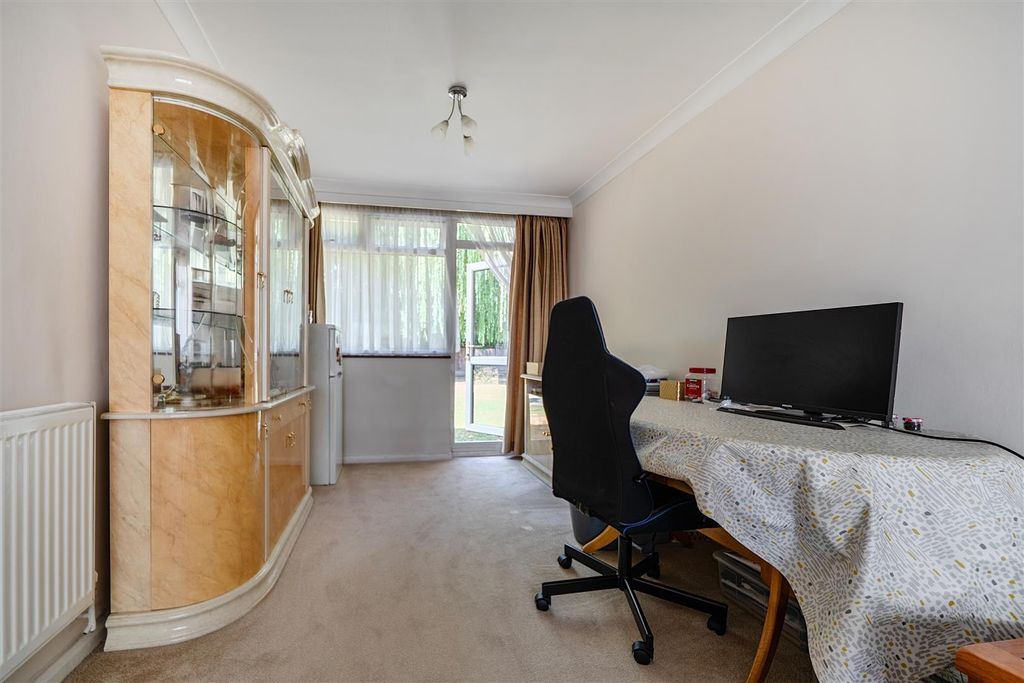 Property photo 3 of 20 Jrbjzlzxi02Floa1Yzebsq.Jpg