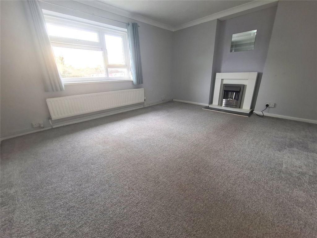 Property photo 2 of 11 Picture No. 13