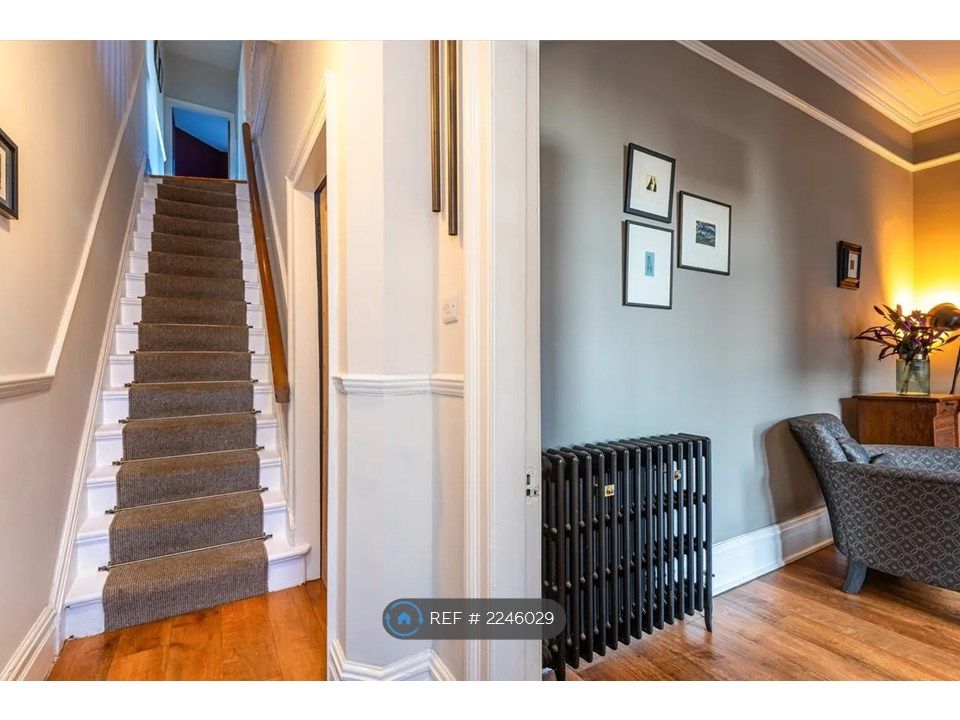 Property photo 3 of 23