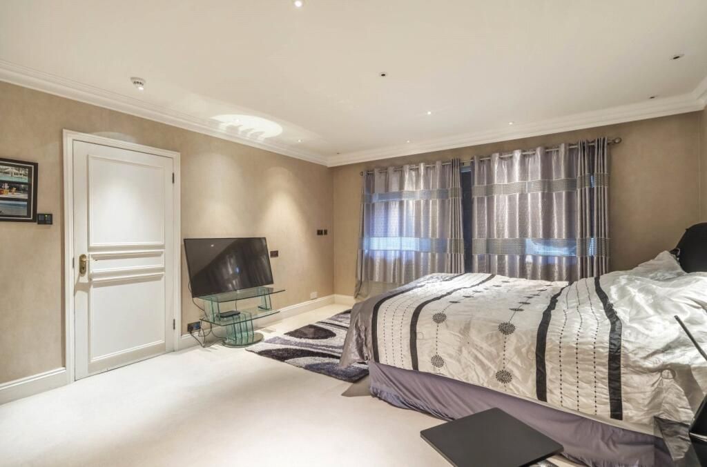 Additional image 11 of 8 bed detached house to rentGrange Avenue, London N20