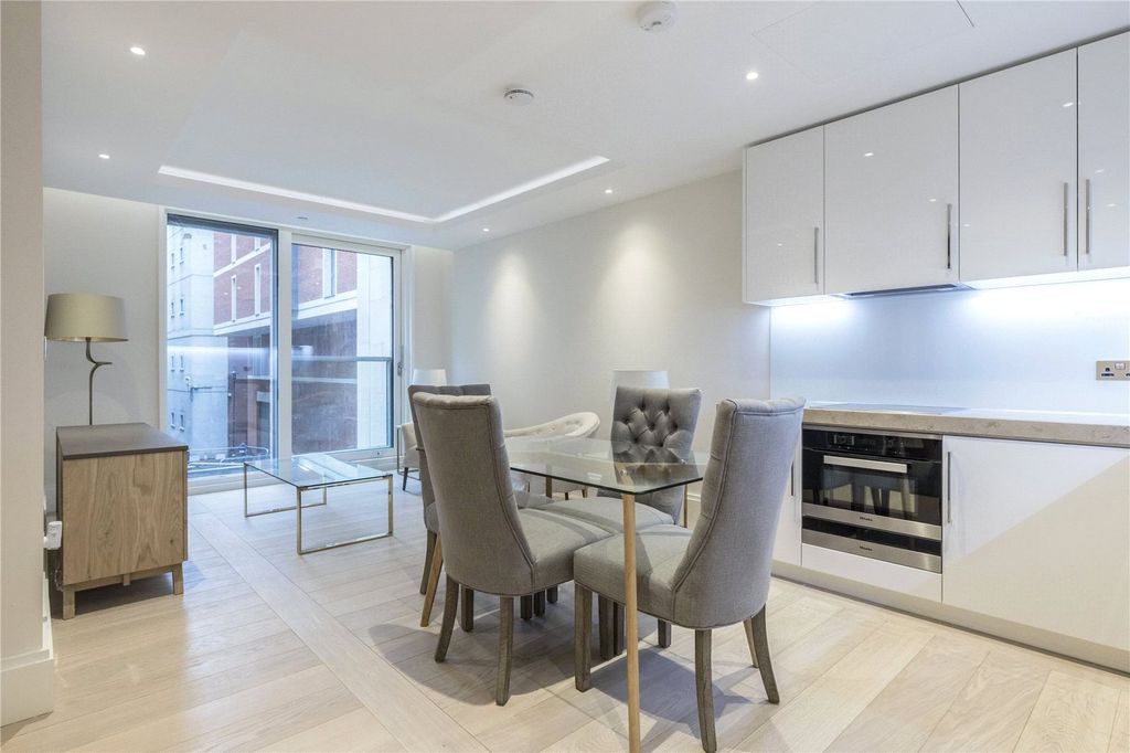 Property photo 1 of 17 Picture No. 16