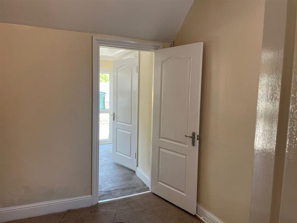 Property photo 1 of 6 3.Jpg