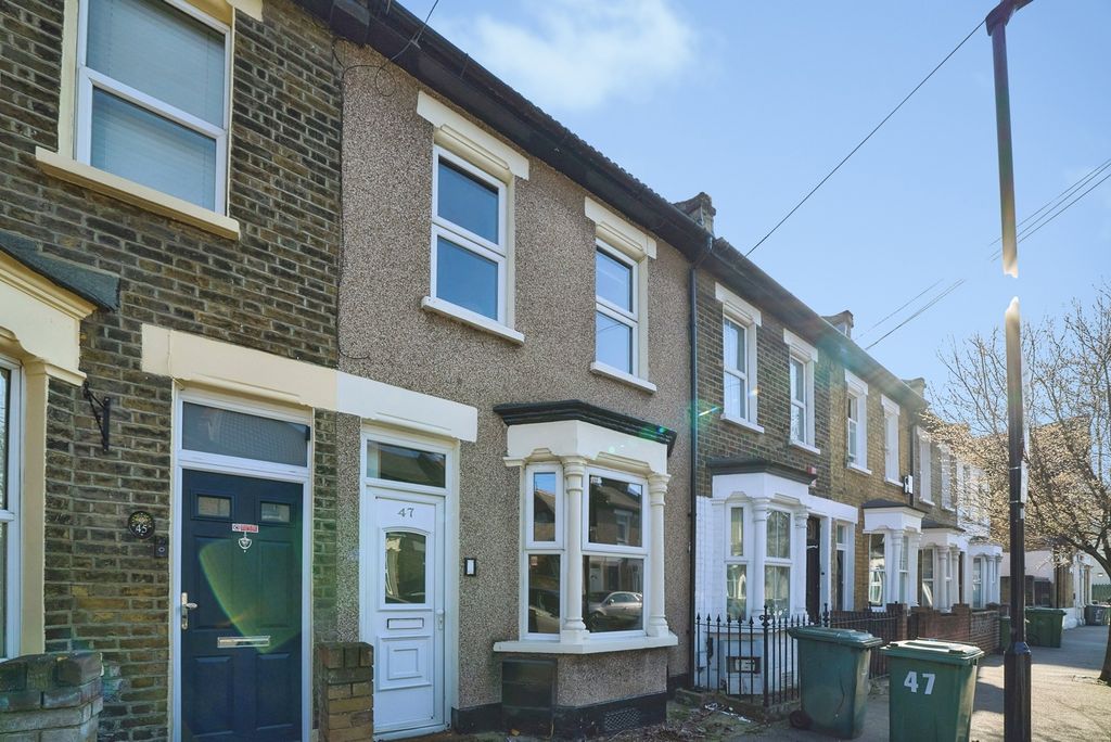 Property photo 1 of 16 Pbox-Img.Jpg