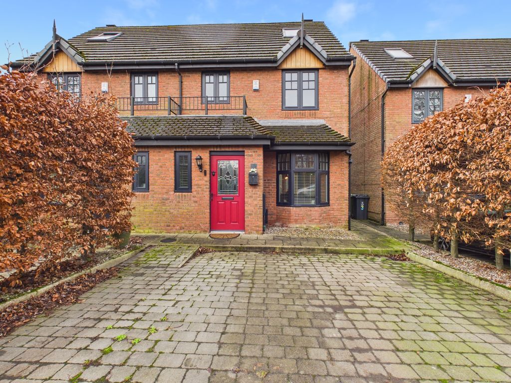 Property photo 1 of 22 Cam03729G0-Pr0244-Still026