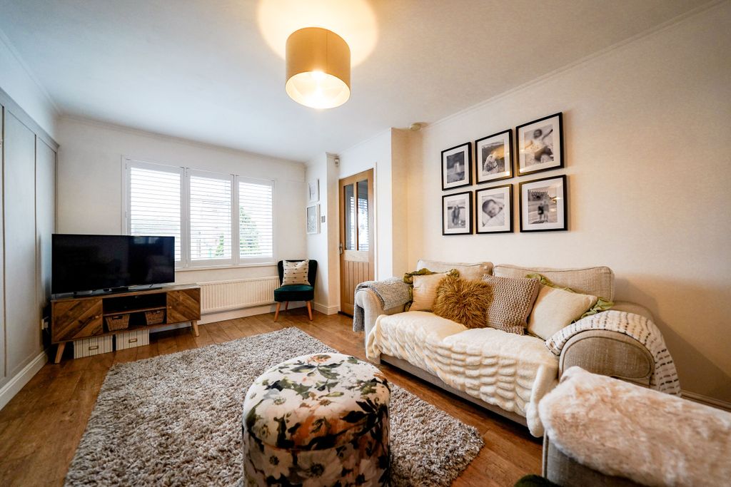 Property photo 3 of 17 Dsc04229