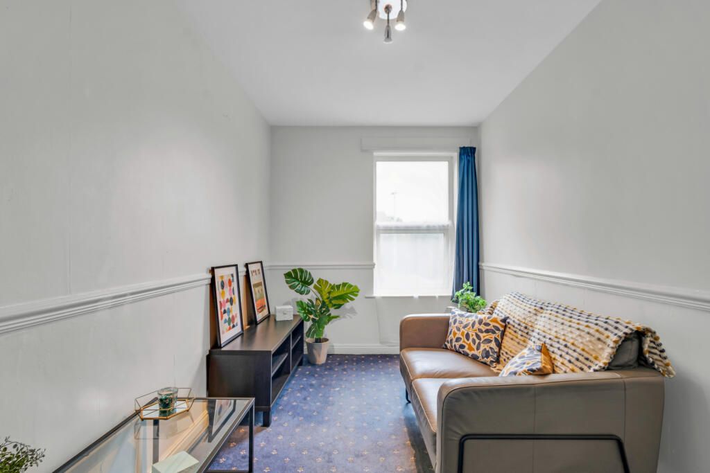 Property photo 1 of 5 1 Bed Flat To Rent Elgin Rd, London Cr0