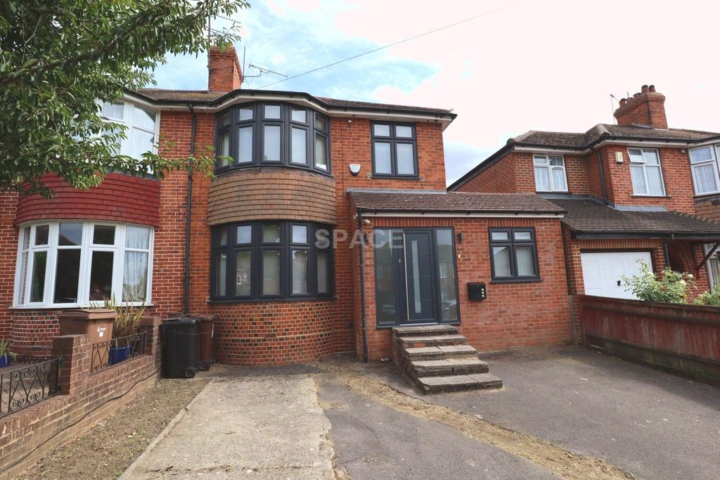 Property photo 1 of 25