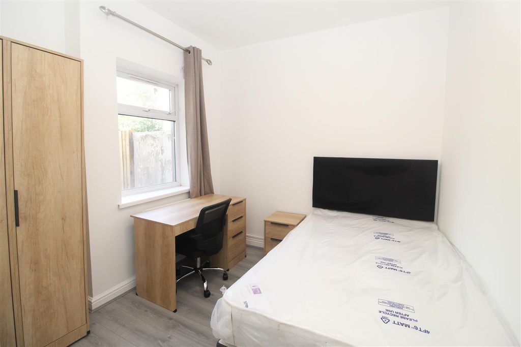 Property photo 2 of 15 Ysaowbs9Nuq2Qnuffvaz_W.Jpg