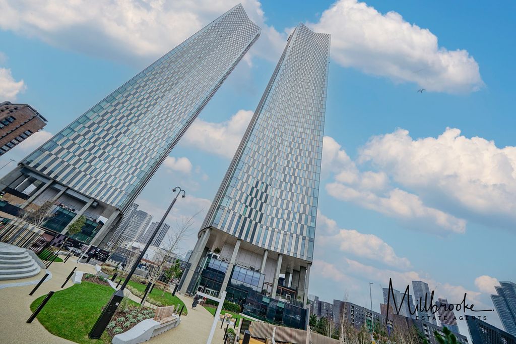 Property photo 1 of 51