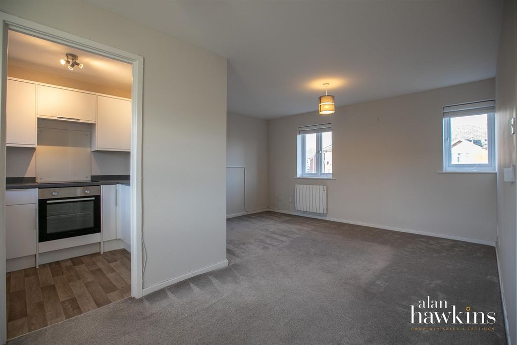 Property photo 2 of 8 Ahea9775.Jpg