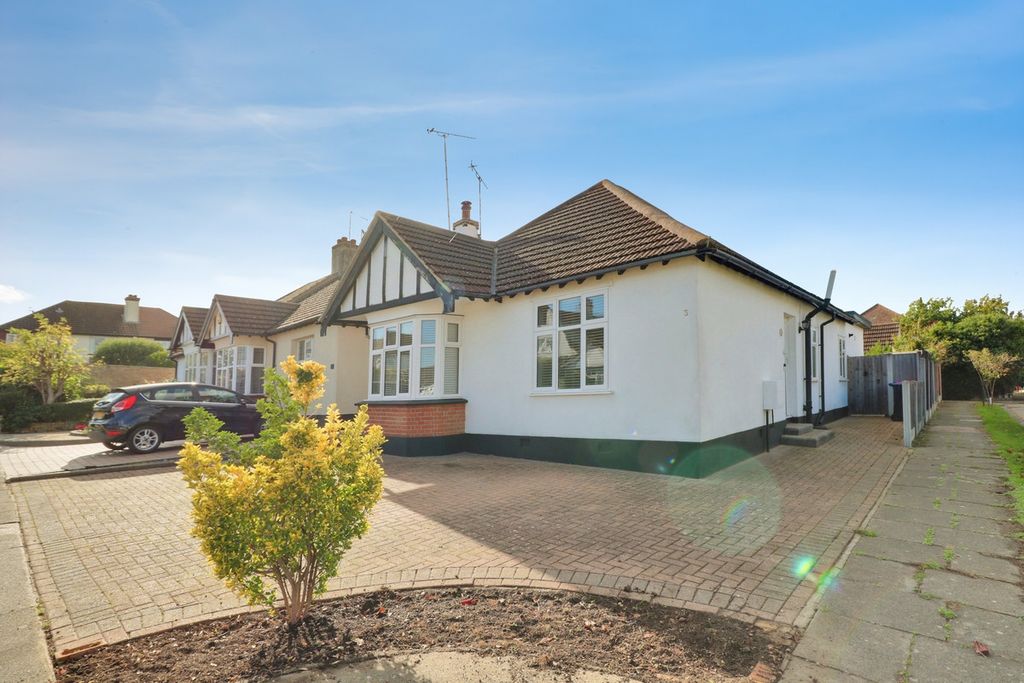 Property photo 1 of 21