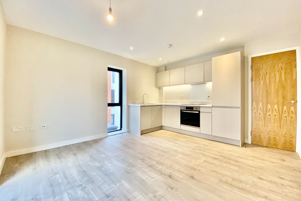 Property photo 2 of 10 Photo 01