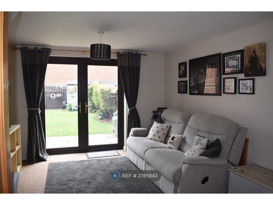 Property photo 1 of 4