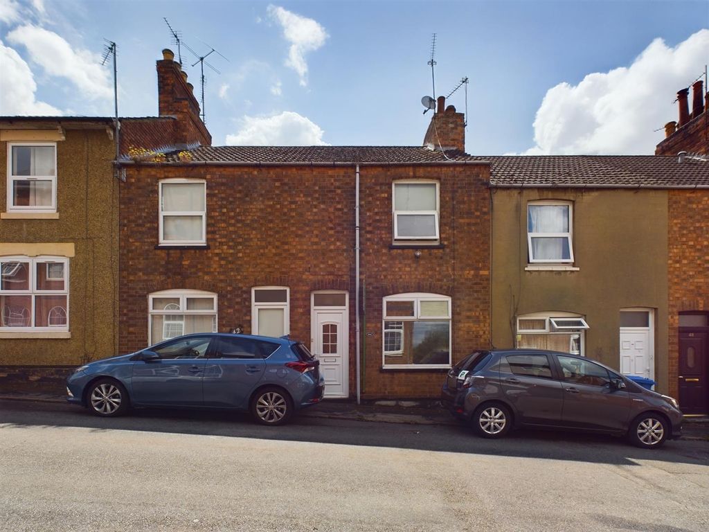 Property photo 1 of 16 Cam02391G0-Pr0025-Still017.Jpg