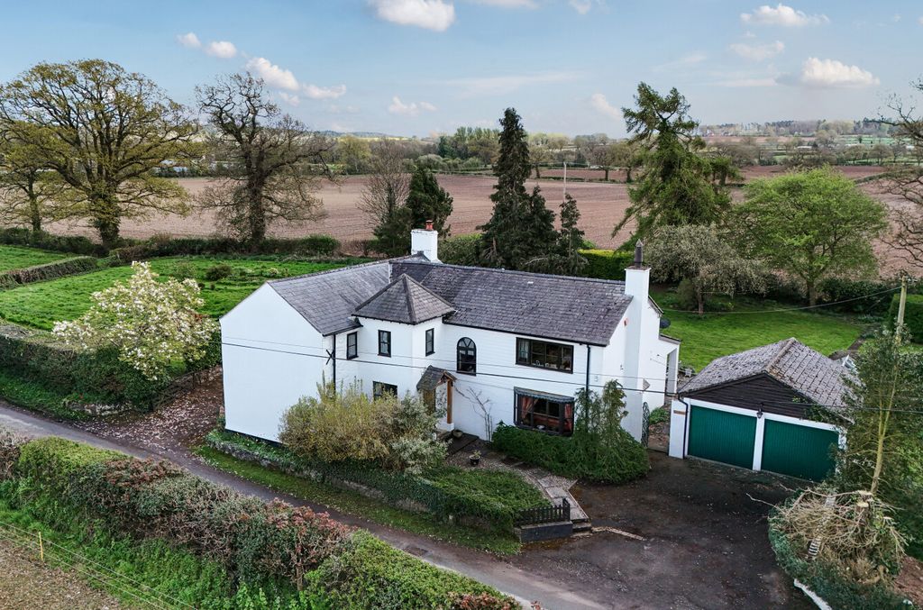 Property photo 1 of 37 -69E63F8730554-l-1-69E0B4F549Fa6-1441676 (6)-1