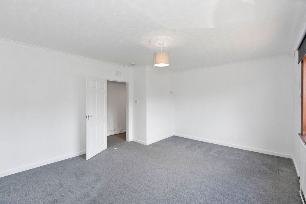 Property photo 3 of 23 5364034