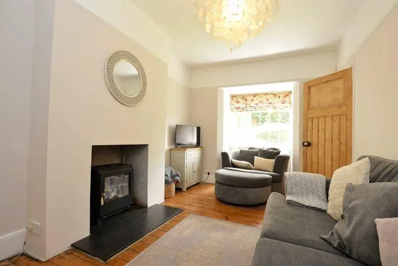 Property photo 3 of 13