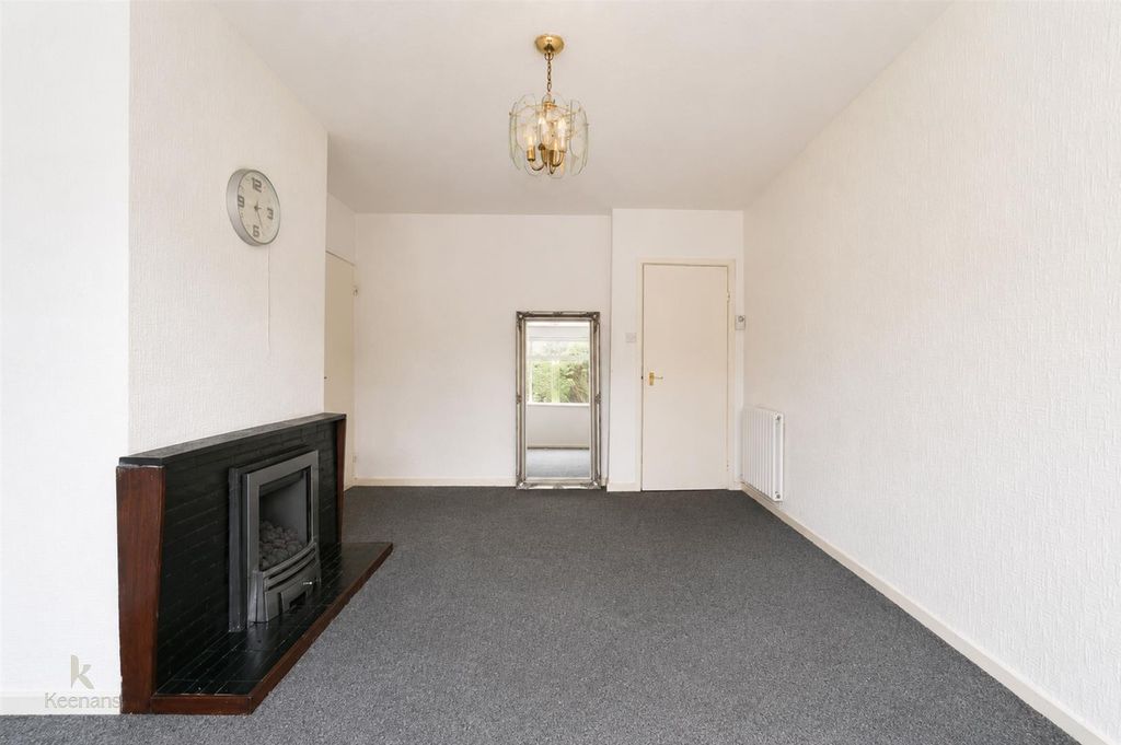 Property photo 3 of 15 B.-02.Jpg