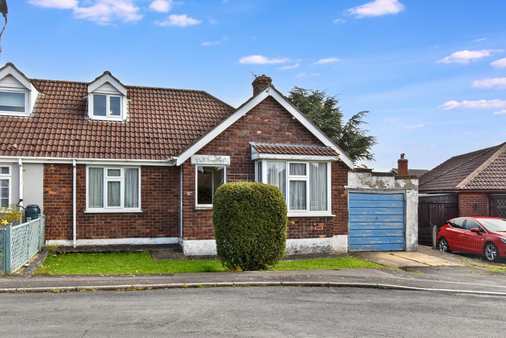 Property photo 1 of 17