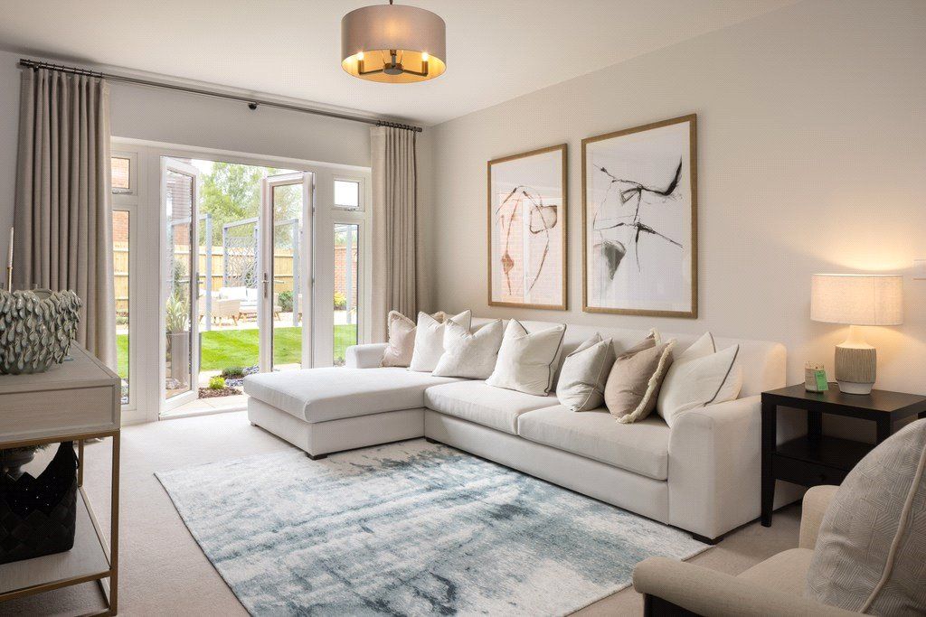 Property photo 3 of 12 Sitting Room