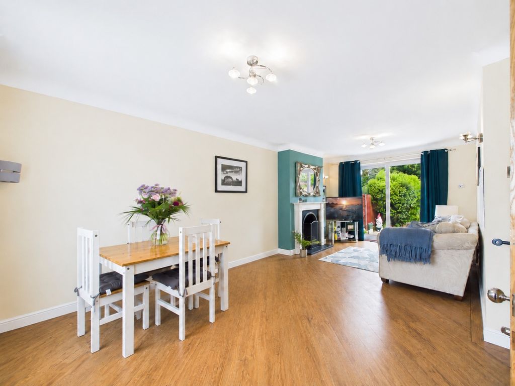 Property photo 2 of 17 5249922