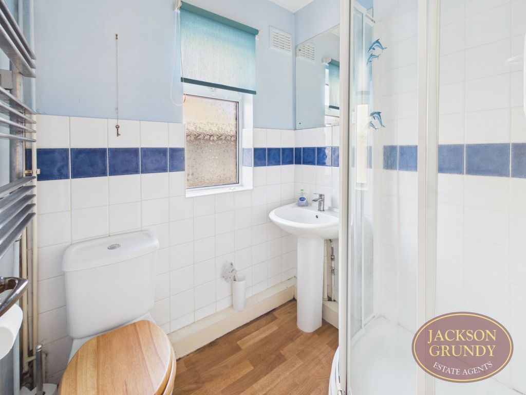 Property photo 3 of 8 Rawley Crescent