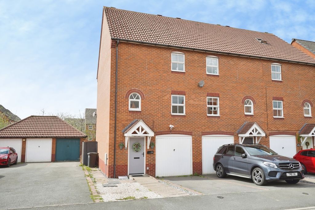 Property photo 1 of 18 Pbox-Img.Jpg