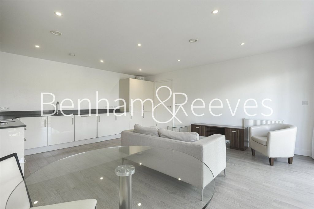 Property photo 3 of 8 Picture No. 07
