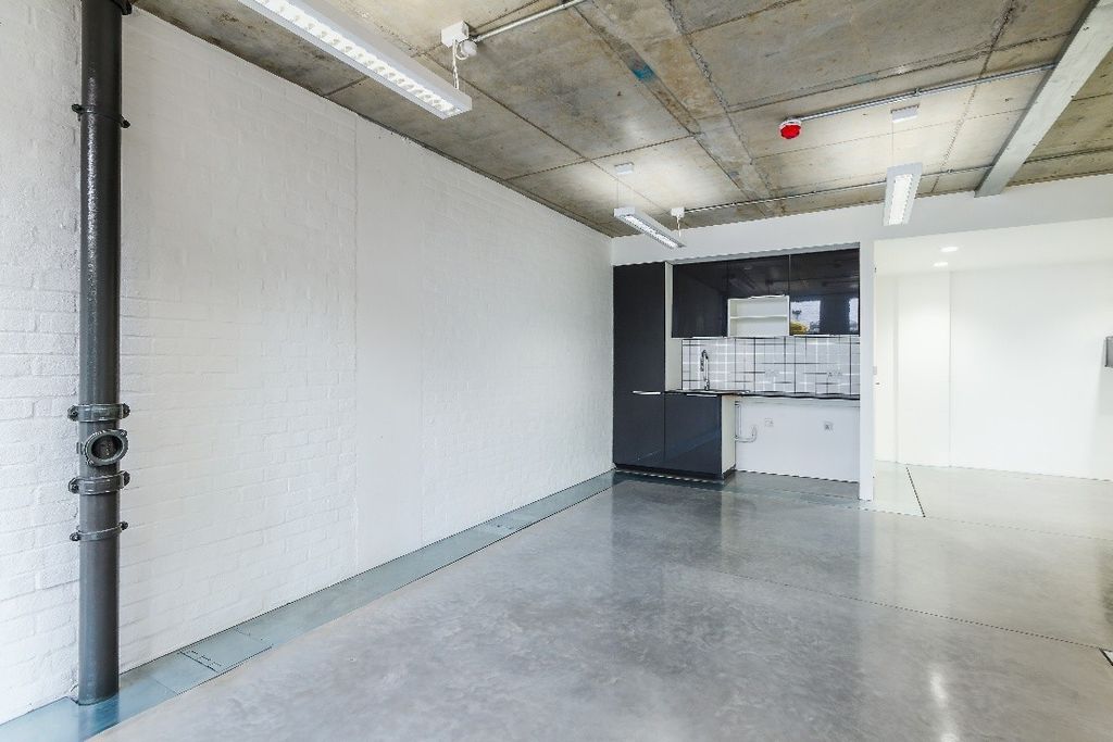 Property photo 3 of 3