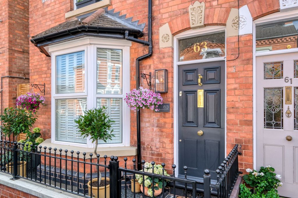 Property photo 1 of 23 20
