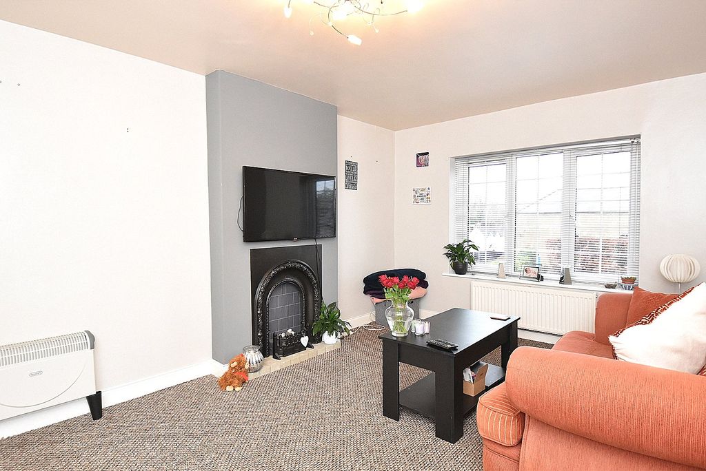 Property photo 2 of 8 Picture No. 03