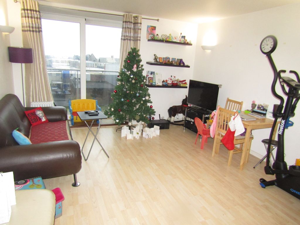 Property photo 2 of 6