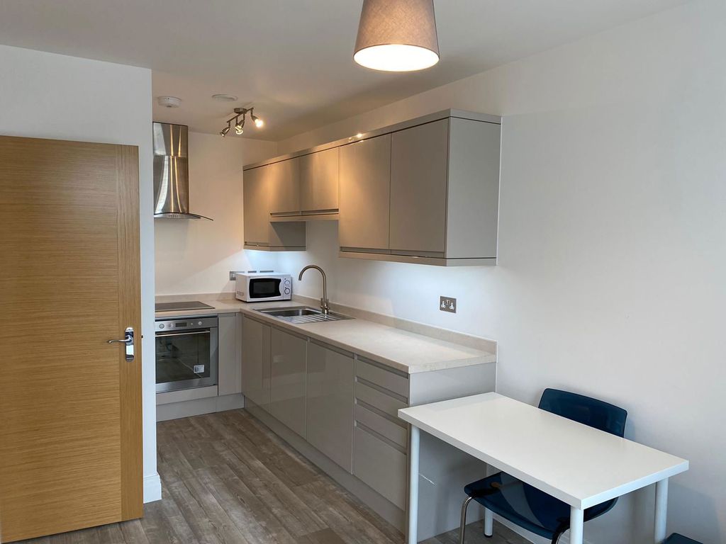 Property photo 2 of 5