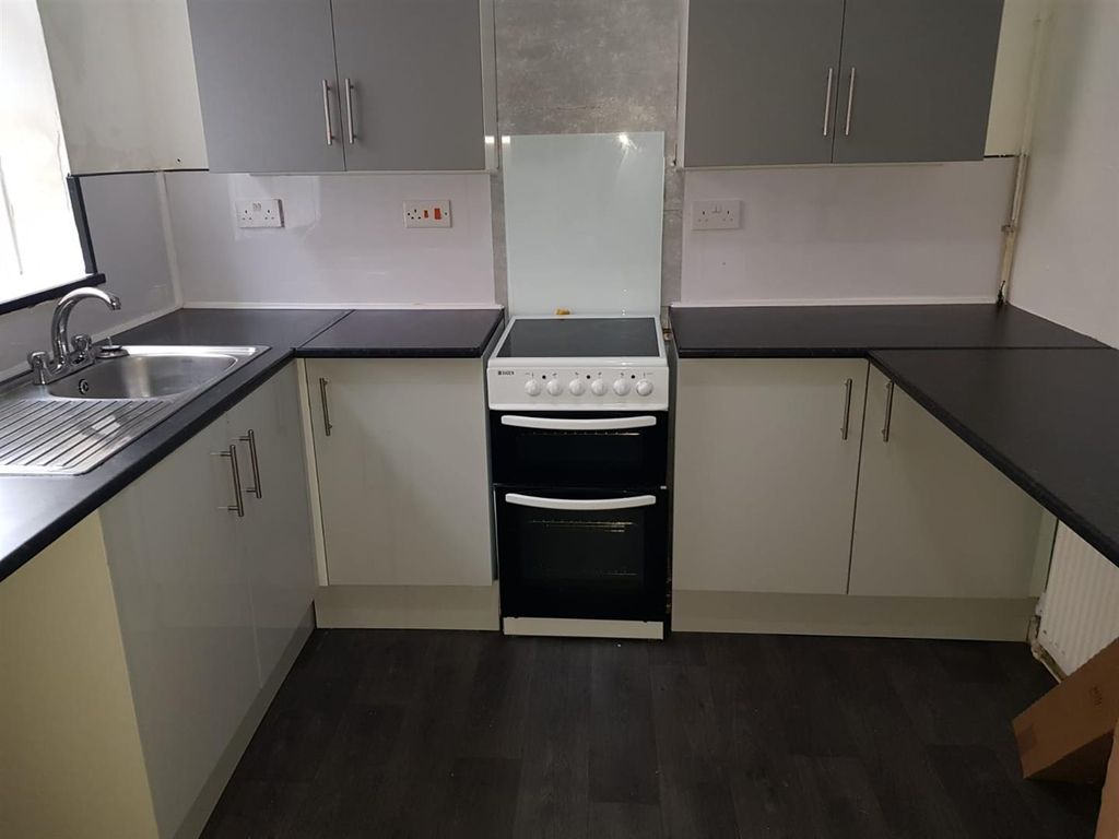 Property photo 2 of 10 3d34283A-6d4d-4Ea2-9067-9A186084c6A4.Jpg