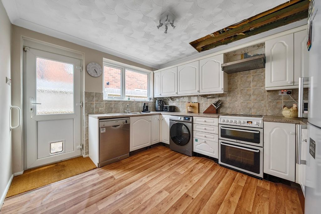 Property photo 2 of 18 5-1311192-13-68599d623B656-5.Jpg