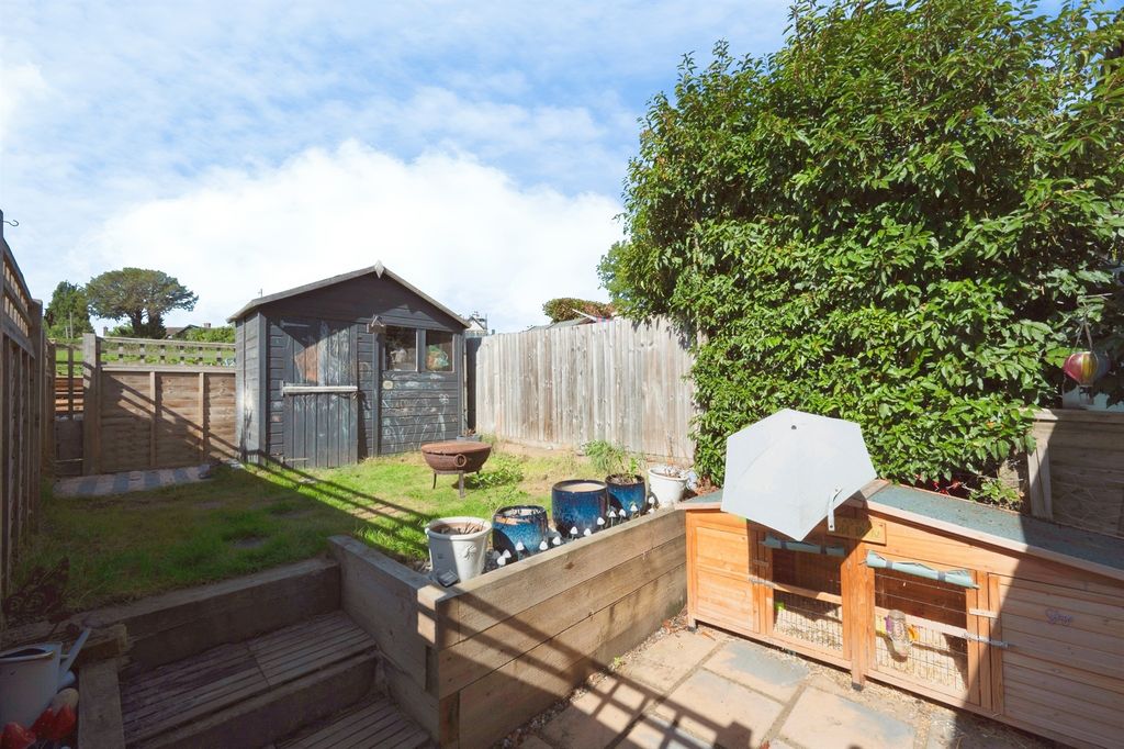 Property photo 2 of 15